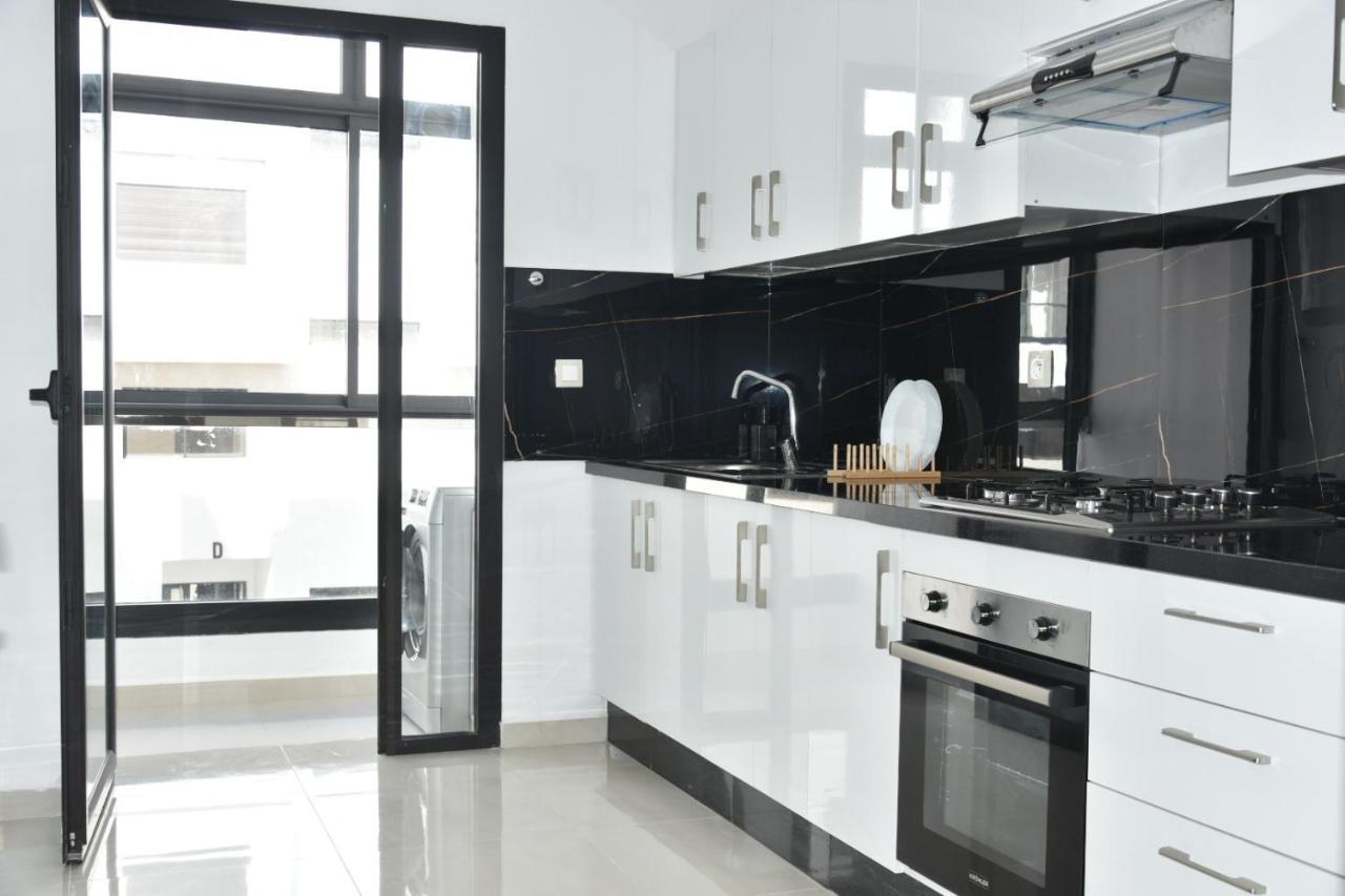 Lovely Apartment With Pool & Gym Kenitra Bagian luar foto