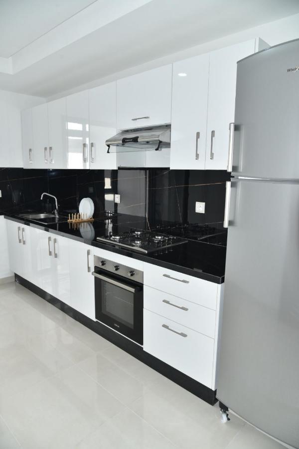 Lovely Apartment With Pool & Gym Kenitra Bagian luar foto